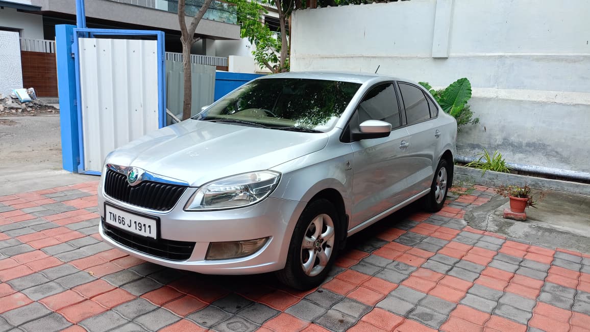 Skoda Rapid - Image 3